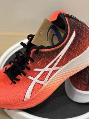 ASICS Magic Speed Running Shoes, W10.5/M9, Light Speed Trainer, Gym, Sneaker